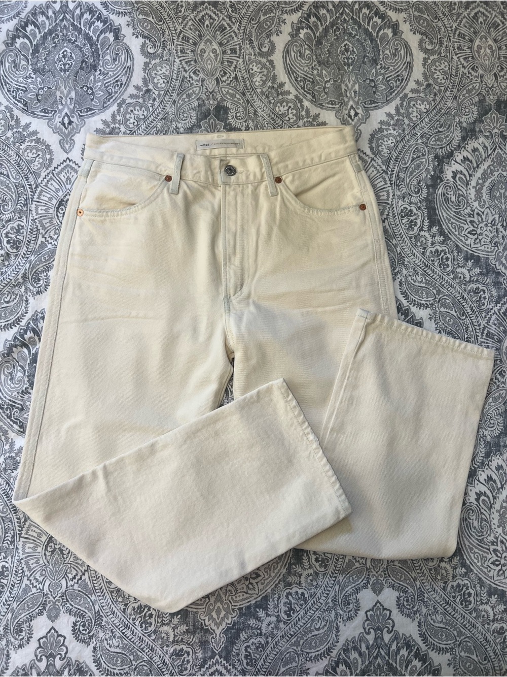 252 - Wilfred / Citizens of Humanity Liv Straight Crop Jeans in Cream